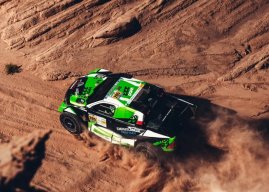 Desafío Ruta 40.- Eryk Goczsl (Toyota Hilux) y Daniel Sanders (KTM) arrancaron como líderes en San Juan