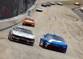 Nascar Cup.- Denny Hamlin triunfó y se quedó con el millón de dólares como premio en Dover