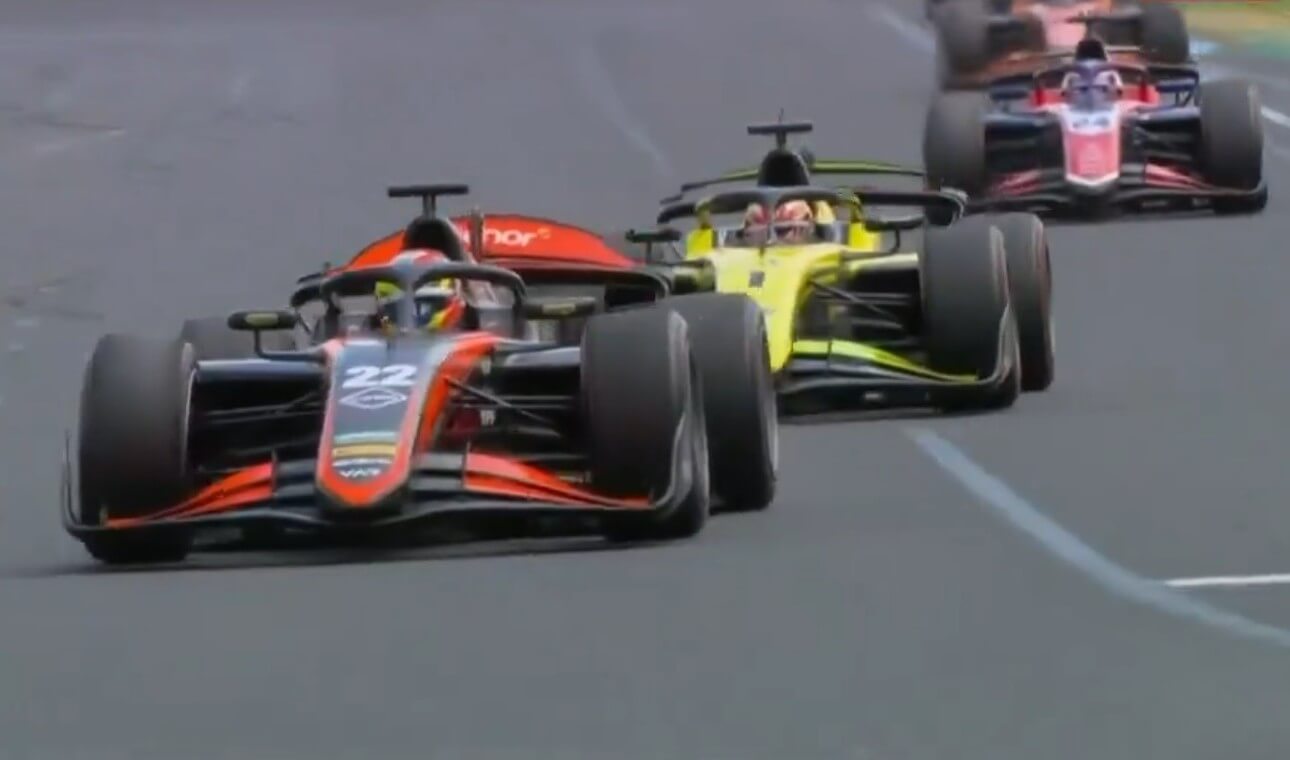 Fórmula Dos 2026.-Victoria de Gabriele Mini (Alpine) en la carrera de F2 donde afectó la lluvia